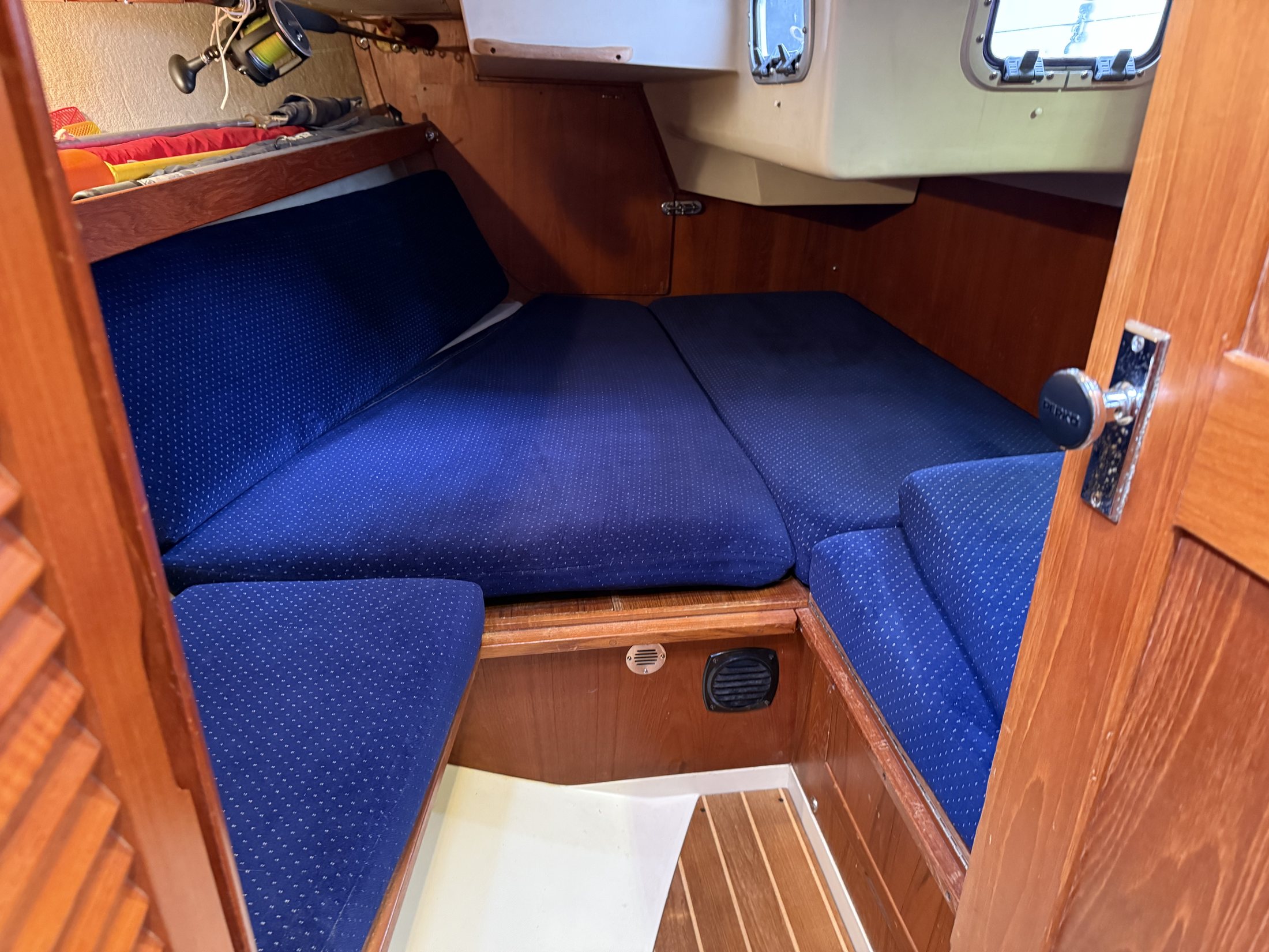 Aft double cabin